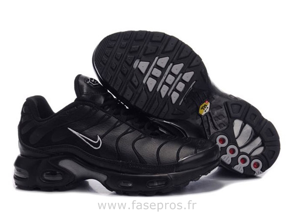 nike requin noir femme nike requin noir femme